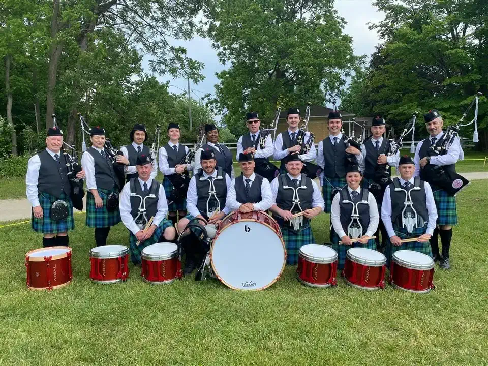 St. Andrew’s College Association Pipe Band