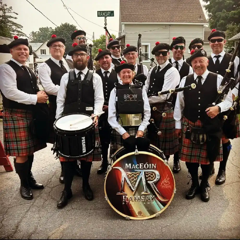 MacEóin-Ramsay Pipe Band