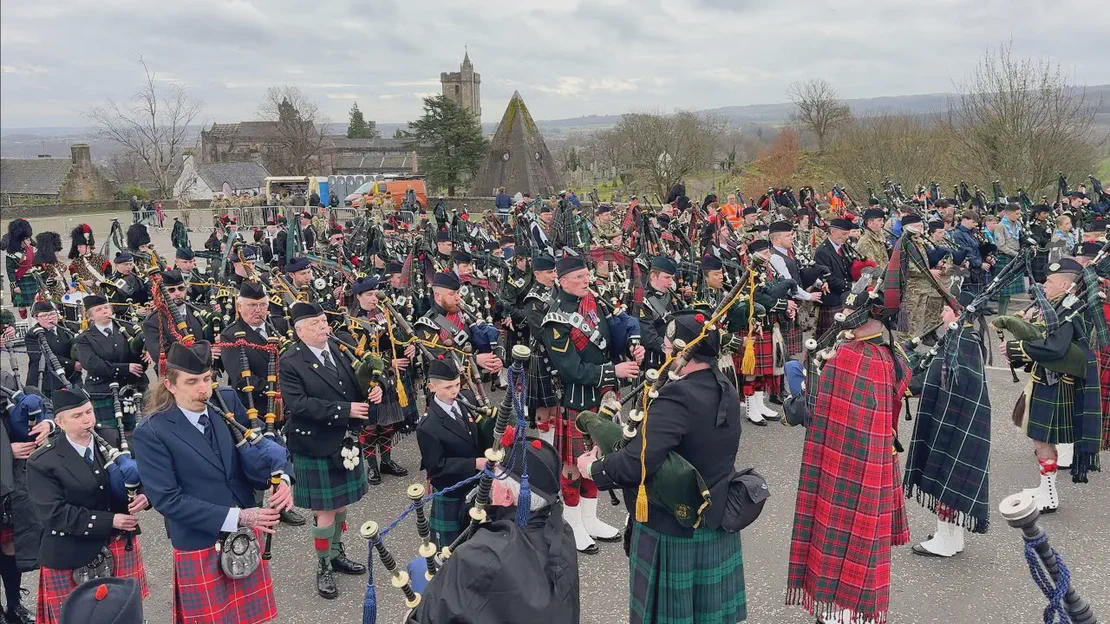 Highland Cathedral - Bagpipes meet Military drum ❤️ - YouTube