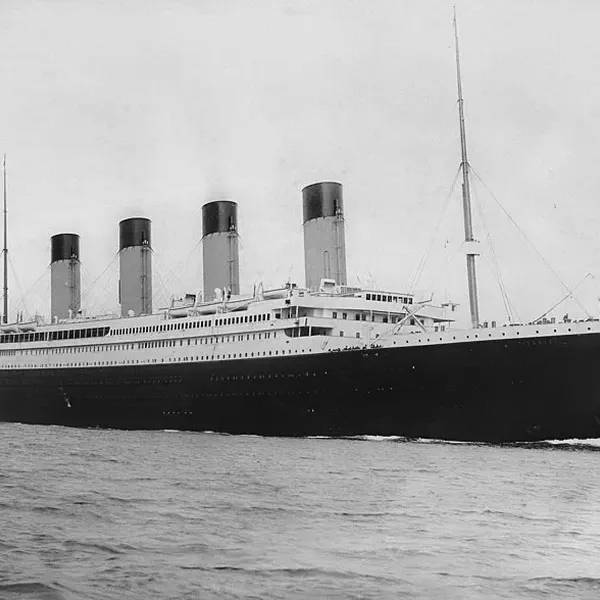 /images/tich/RMS_Titanic_3.webp