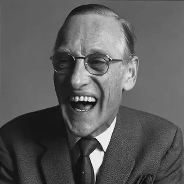 /images/tich/Wilfred_Brambell.webp