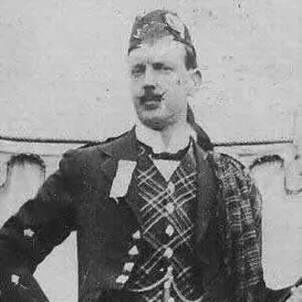 /images/tich/bagpiper_william_maclean_314.webp