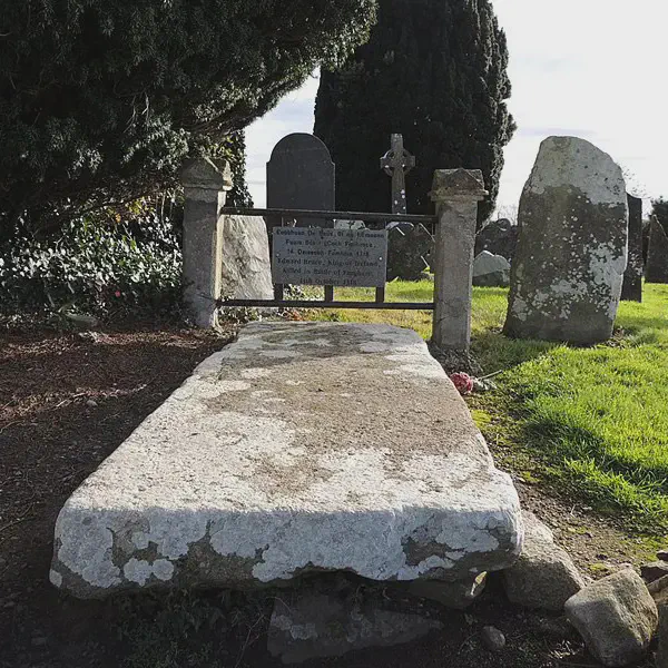 /images/tich/grave_of_king_edward_de_bruce.webp