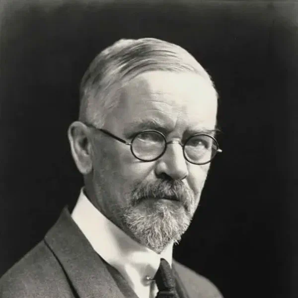 /images/tich/osborn_bergin_330.webp