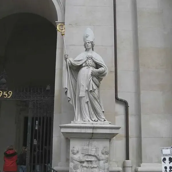 /images/tich/saint_virgilius_salzburg_331.webp